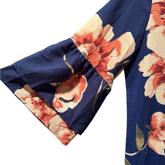 Floral Blue Shift Dress - Picture 5 of 10